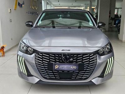 Usata Peugeot 208 Allure 101 CV (74 kW) 2025 Grigio metallizzato Utilitaria