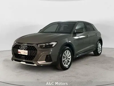 Usata Audi A1 Business 116 CV (85 kW) 2025 Grigio SUV