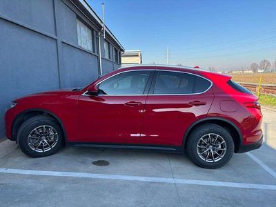 Usata Alfa Romeo Stelvio Executive 179 CV (131 kW) 2018 Rosso SUV