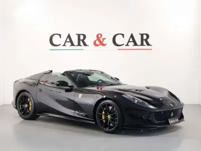 Usata Ferrari 812 799 CV (587 kW) 2023 Nero Cabrio