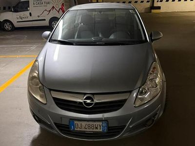 Usata Opel Corsa 90 CV (66 kW) 2007 Grigio Utilitaria