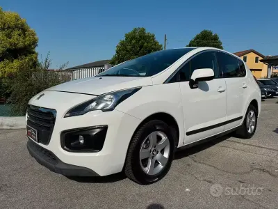 Usata Peugeot 3008 Active 120 CV (88 kW) 2015 Bianco Station wagon
