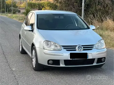 Usata VW Golf V 105 CV (77 kW) 2007 Grigio Berlina