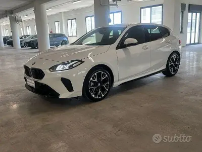 Nuova BMW 116 Efficient Dynamics 122 CV (89 kW) 2026 Bianco Utilitaria