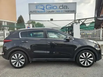 Usata Kia Sportage Style 141 CV (103 kW) 2017 Nero SUV