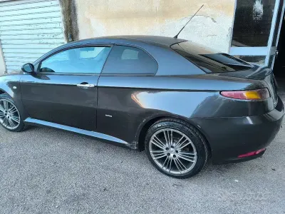Usata Alfa Romeo GT 150 CV (110 kW) 2006 Grigio Coupé