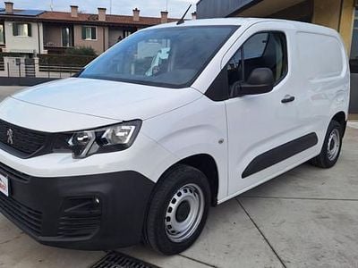 Usata Peugeot Partner Premium 102 CV (75 kW) 2020 Bianco Monovolume