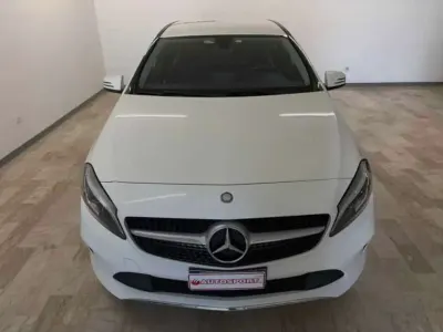 Usata Mercedes A180 109 CV (80 kW) 2016 Bianco Utilitaria