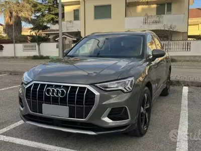 Usata Audi Q3 Advanced 150 CV (110 kW) 2019 Grigio SUV