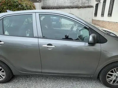 Begagnad Kia Picanto Style 67 HK (49 kW) 2022 Grå Halvkombi