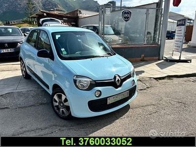 Usata Renault Twingo SE 69 CV (50 kW) 2015 Blu Utilitaria