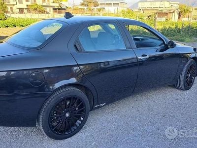 Usata Alfa Romeo 156 116 CV (85 kW) 2005 Nero Berlina