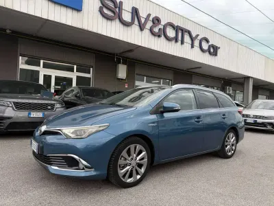 Usata Toyota Auris Touring Sports
