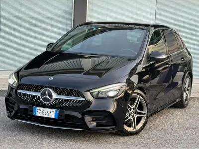 Usata Mercedes B180 Premium 116 CV (85 kW) 2020 Nero Monovolume