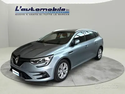 Usata Renault Mégane GrandTour Business 116 CV (85 kW) 2021 Grigio Station wagon
