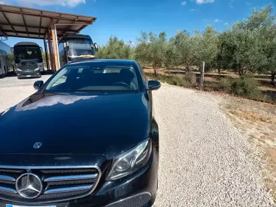 Usata Mercedes E200 184 CV (135 kW) 2019 Nero Berlina