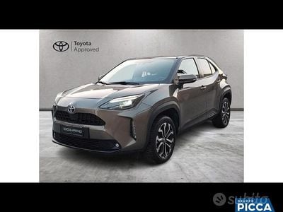 Usata Toyota Yaris Cross Trend 116 CV (85 kW) 2022 Giallo SUV