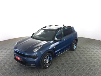 Usata Lynk & Co 01 180 CV (132 kW) 2023 Blue con tetto black SUV
