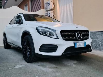 Usata Mercedes GLA200 136 CV (100 kW) 2018 Bianco SUV