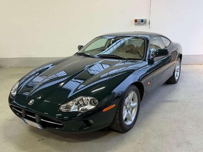 Usata Jaguar XK8 284 CV (208 kW) 1997 Verde Coupé