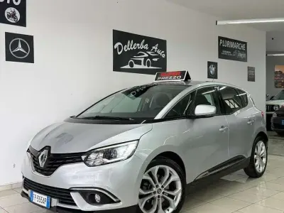 Usata Renault Scénic IV Intens 110 CV (80 kW) 2018 Other Monovolume