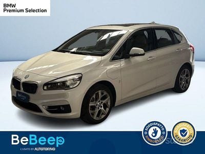 Usata BMW 225 Active Tourer iPerformance 224 CV (164 kW) 2017 Bianco pastello Monovolume