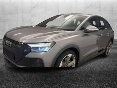 Usata Audi Q4 e-tron 69 kW (95 CV) 2023 Grigio SUV