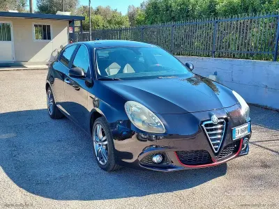 Usata Alfa Romeo Giulietta Progression 105 CV (77 kW) 2014 Nero Utilitaria
