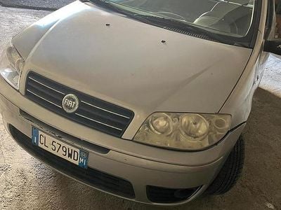 Usata Fiat Punto 2004 Grigio Berlina