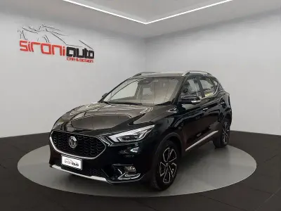 Usata MG ZS Luxury 106 CV (77 kW) 2024 Nero SUV