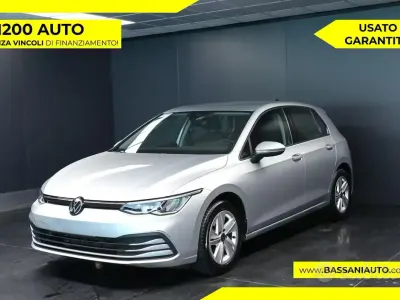 Usata VW Golf VIII Life 110 CV (80 kW) 2023 Grigio Berlina