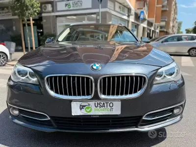Usata BMW 520 Luxury Line 190 CV (139 kW) 2016 Grigio Station wagon