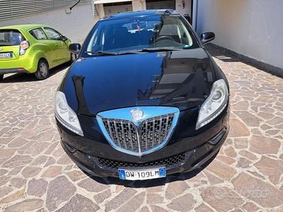 Usata Lancia Delta 120 CV (88 kW) 2010 Nero Utilitaria