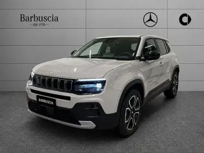 Usata Jeep Avenger EV Summit 114 kW (156 CV) 2025 Beige SUV