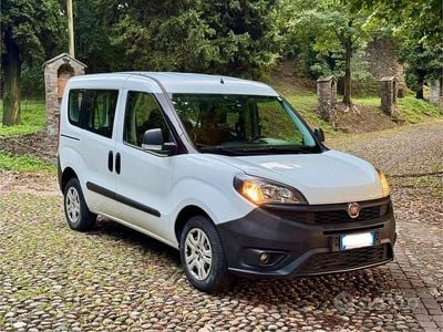 Usata Fiat Doblò 105 CV (77 kW) 2019 Bianco Monovolume