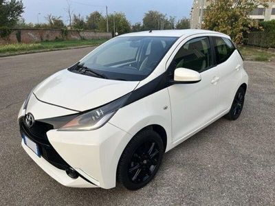 usata Toyota Aygo -- 1.0 VVT-i 69 CV 5 porte x-cool