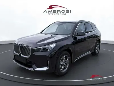 Nuova BMW iX1 150 kW (204 CV) 2026 Black pastello SUV