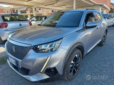 Usata Peugeot e-2008
