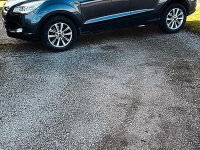 Usata Ford Kuga 120 CV (88 kW) 2015 Grigio SUV
