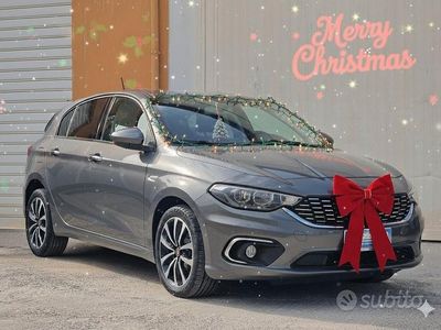 Usata Fiat Tipo Lounge 120 CV (88 kW) 2017 Grigio Berlina