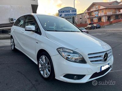 Usata Mercedes B180 Executive 109 CV (80 kW) 2012 Bianco Monovolume