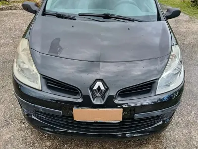Usata Renault Clio 58 CV (42 kW) 2006 Nero Utilitaria