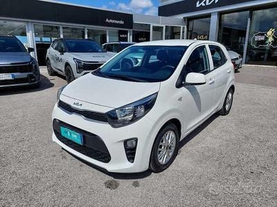 Usata Kia Picanto Urban 67 CV (49 kW) 2023 Bianco Utilitaria
