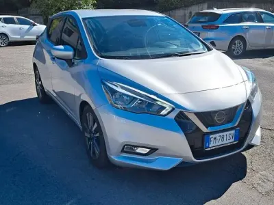 Usata Nissan Micra N-Connecta 90 CV (66 kW) 2017 Grigio Utilitaria