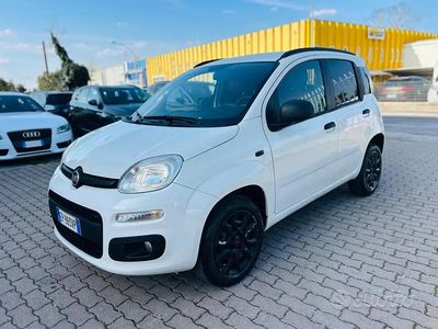 Usata Fiat Panda Lounge 84 CV (61 kW) 2013 Bianco Utilitaria