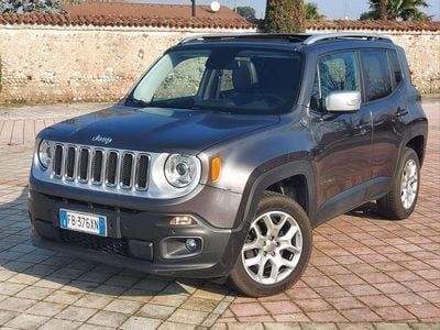 Usata Jeep Renegade Limited 140 CV (102 kW) 2015 Nero SUV