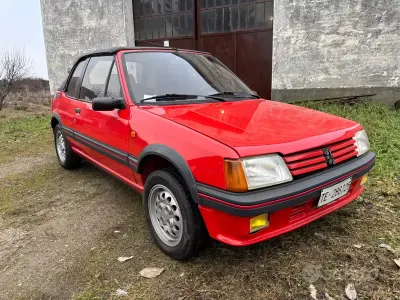 Usata Peugeot 205 113 CV (83 kW) 1989 Rosso Cabrio