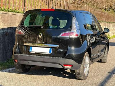 Usata Renault Scénic III 110 CV (80 kW) 2013 Nero Monovolume