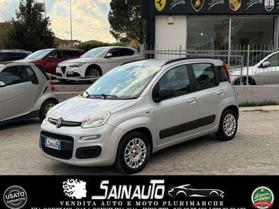 Begagnad Fiat Panda Lounge 75 HK (55 kW) 2015 Silver Halvkombi