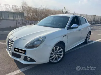 Usata Alfa Romeo Giulietta 175 CV (128 kW) 2014 Utilitaria